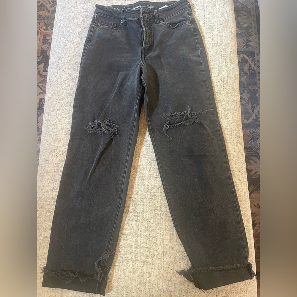 Old Navy Women's Charcoal Distressed Straight Leg Jeans
